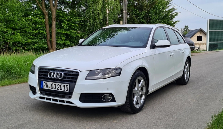 Audi A4 cena 36000 przebieg: 246500, rok produkcji 2011 z Trzciel małe 704